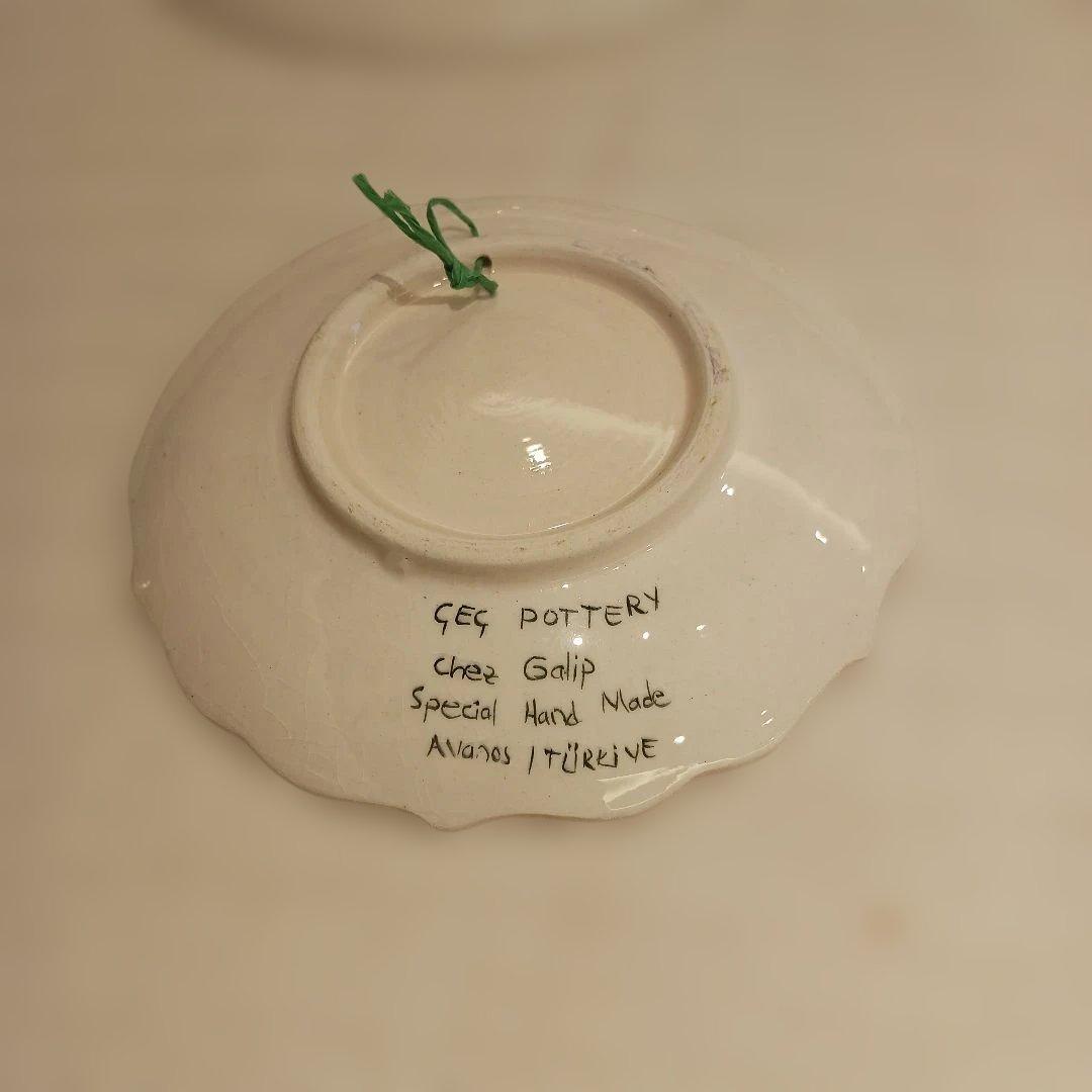 ÇEÇ POTTERY 多色花模様 陶器皿