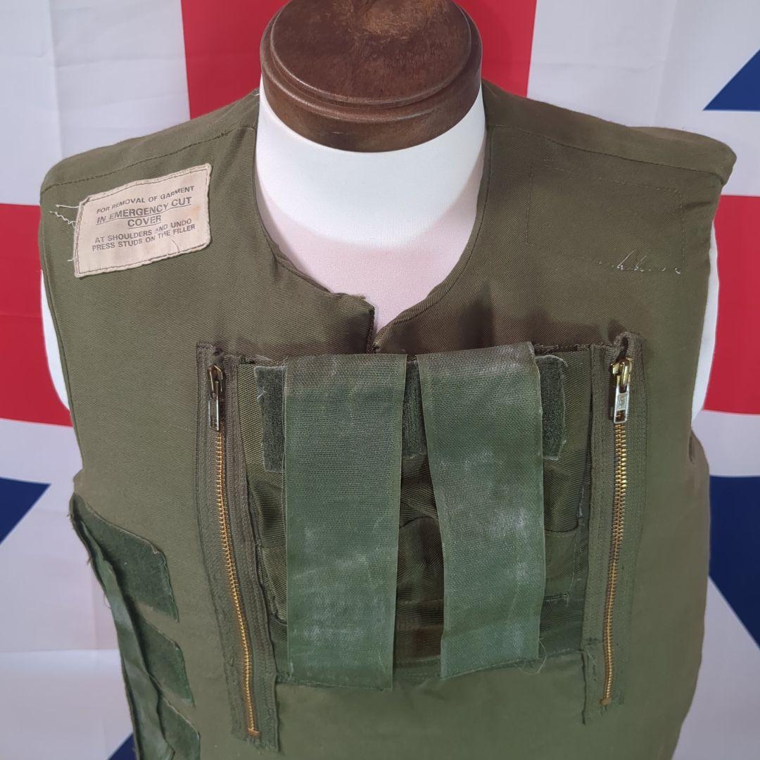 イギリス軍 MK2 (INIBA)ボディアーマー（ソフトアーマー入り）