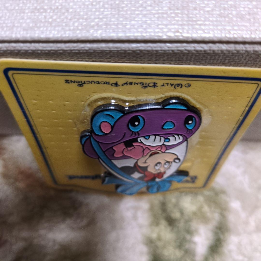 東京ディズニーランド ミニーマウス バッジ（ビンテージ）