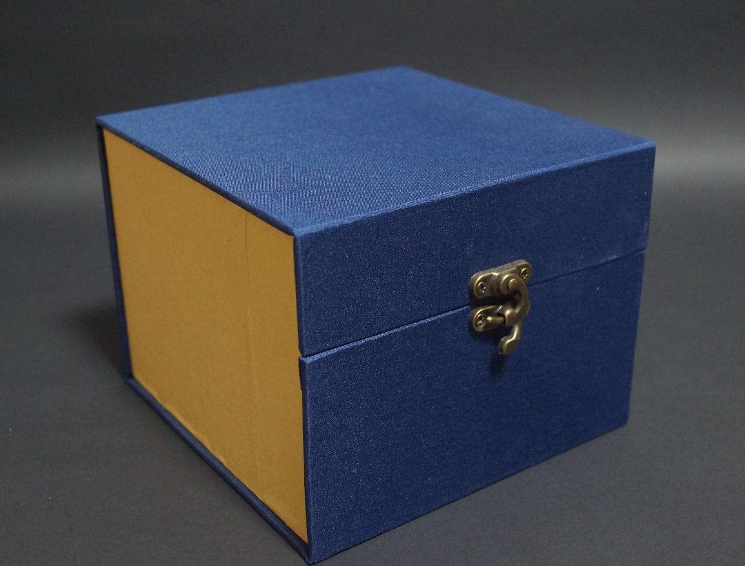 中国宜興紫砂 大型朱泥急須 紫砂細工彫り『鹿と瓢箪祥瑞文』銅製持ち手 紫砂壺在銘