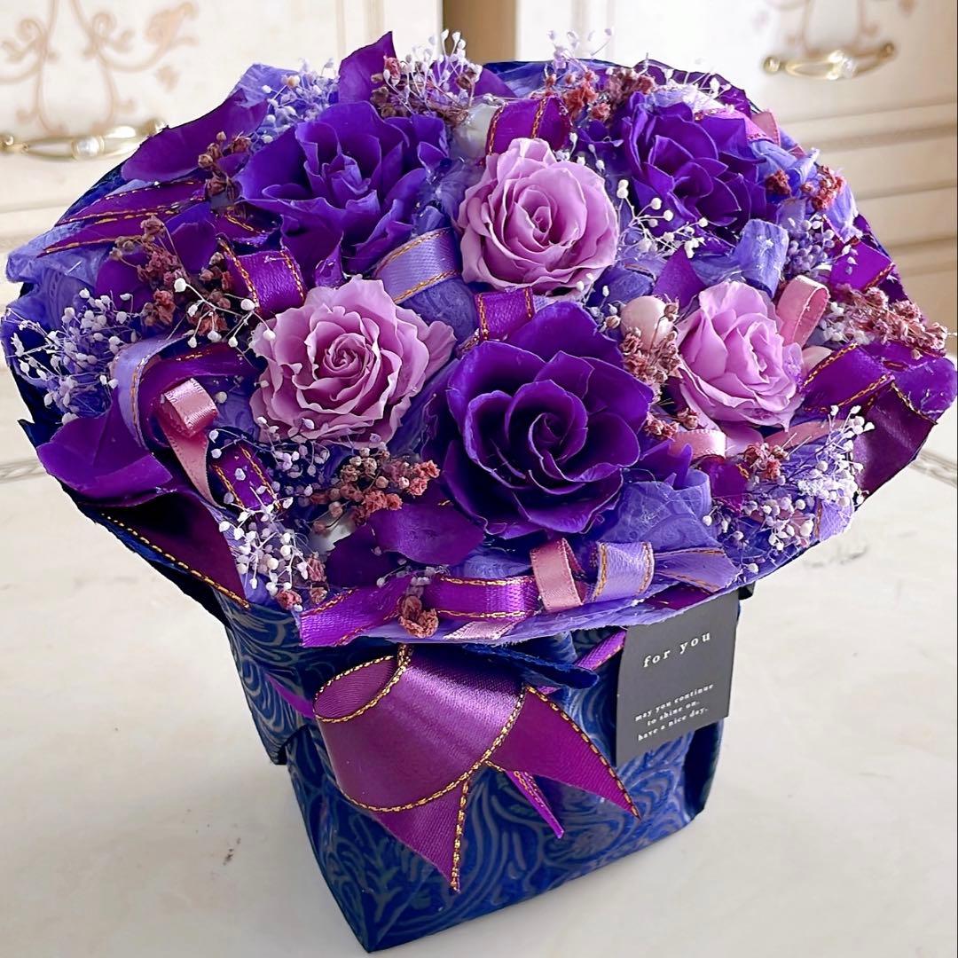 ✨大人気✨紫ミックスバラプリザーブアレンジ✨ラッピングのまま飾れますよ✨