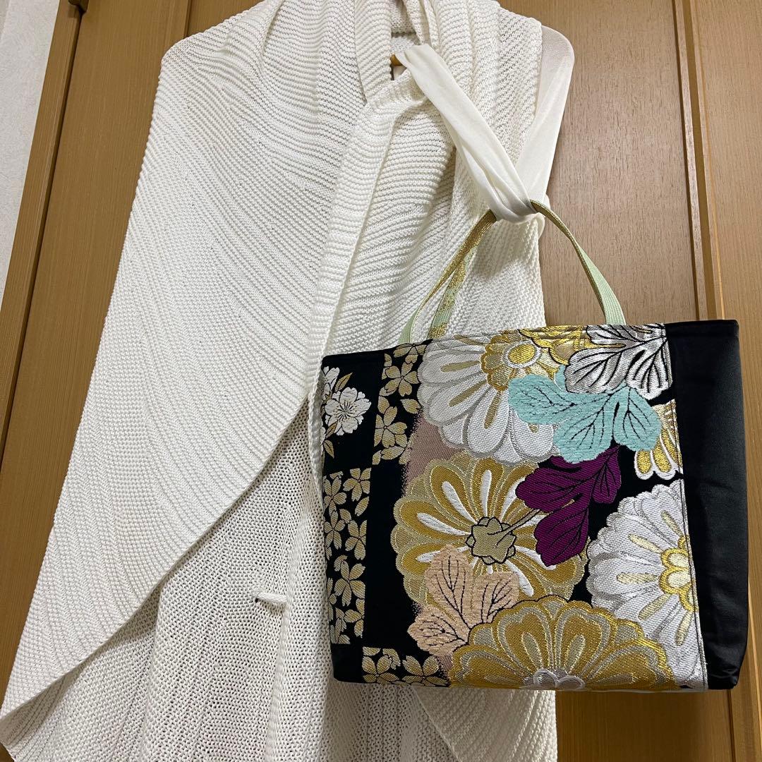 a帯リメイクバッグ 高級正絹✰︎都・もーる✰︎黒地に菊と桜 市松文様 唐織 振袖帯
