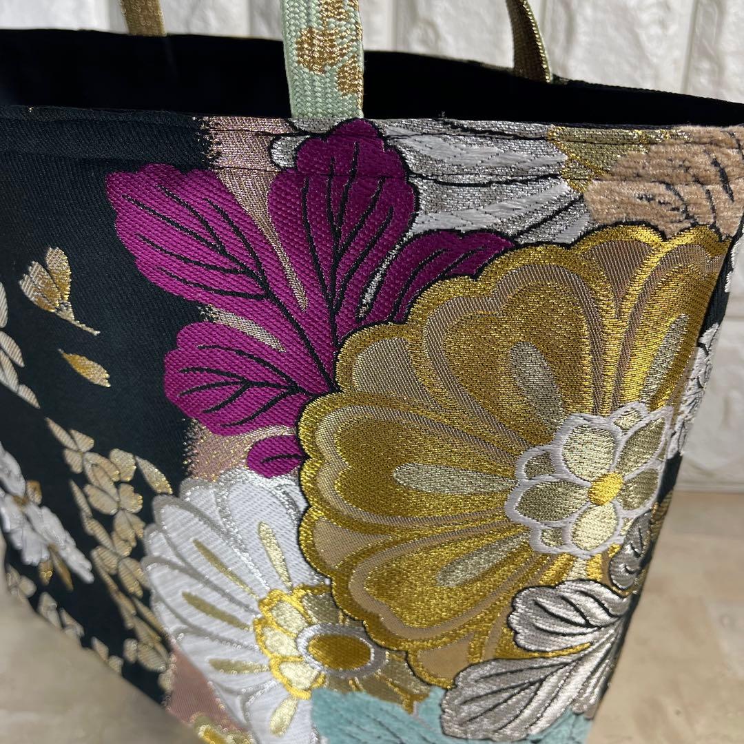 a帯リメイクバッグ 高級正絹✰︎都・もーる✰︎黒地に菊と桜 市松文様 唐織 振袖帯