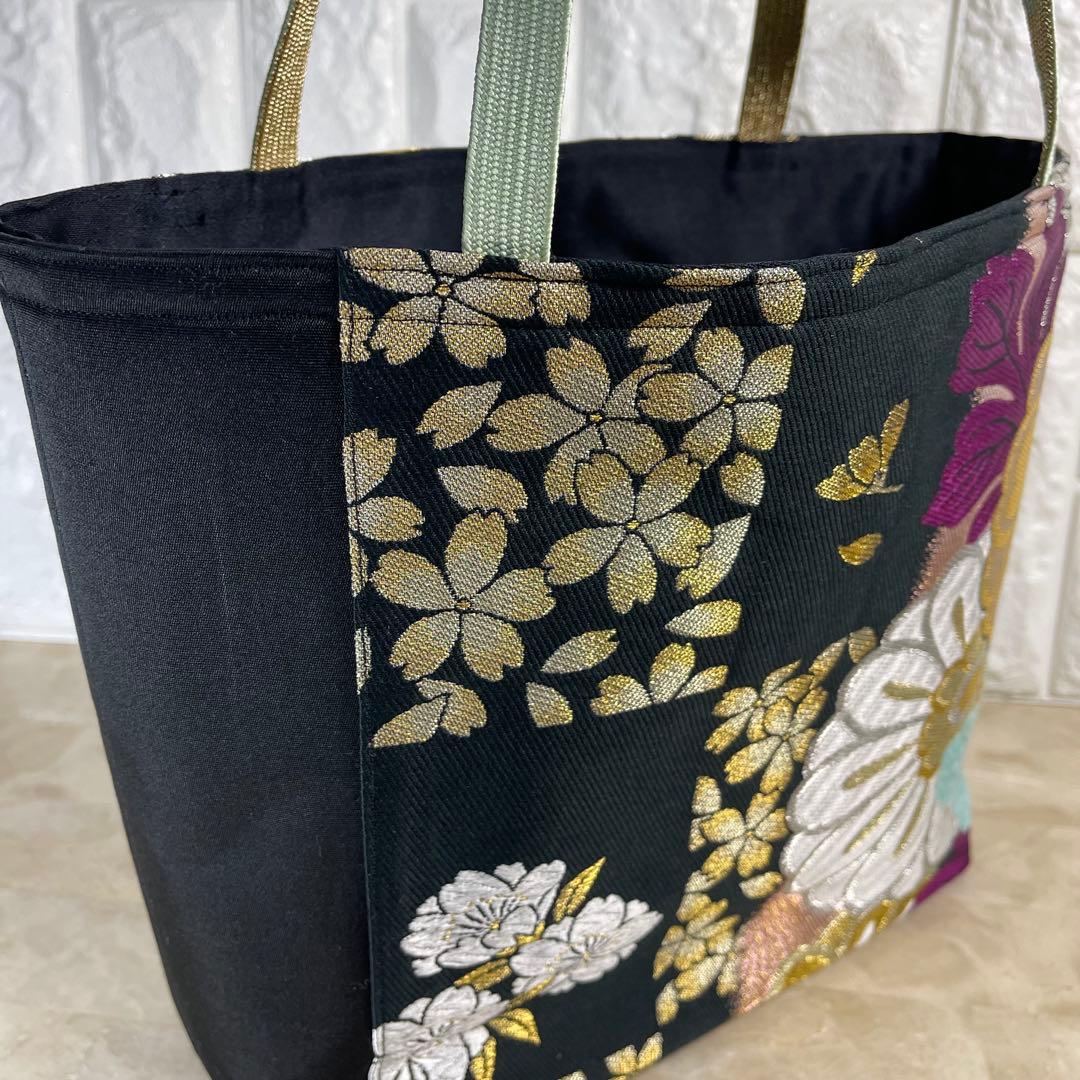 a帯リメイクバッグ 高級正絹✰︎都・もーる✰︎黒地に菊と桜 市松文様 唐織 振袖帯