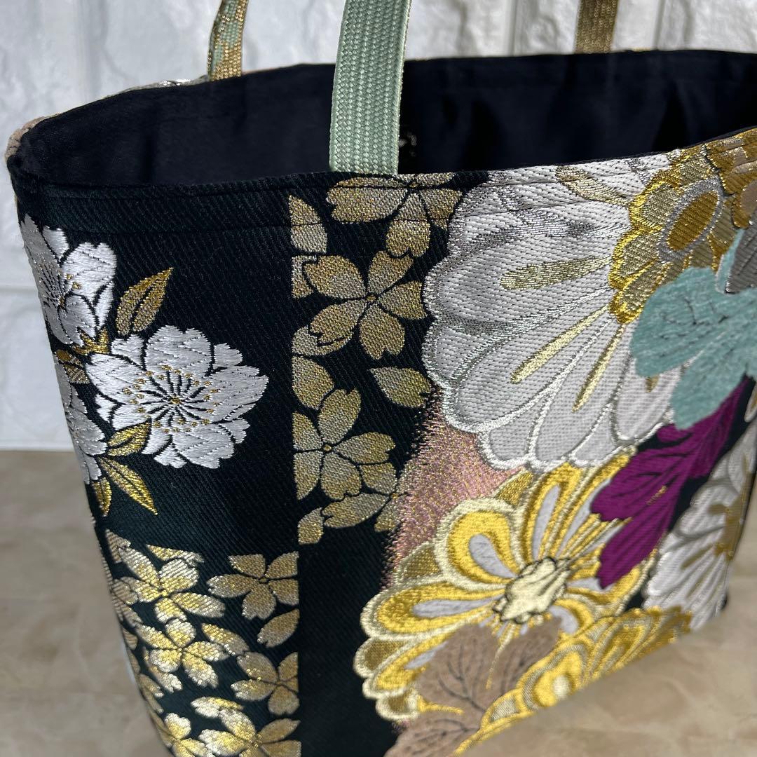 a帯リメイクバッグ 高級正絹✰︎都・もーる✰︎黒地に菊と桜 市松文様 唐織 振袖帯