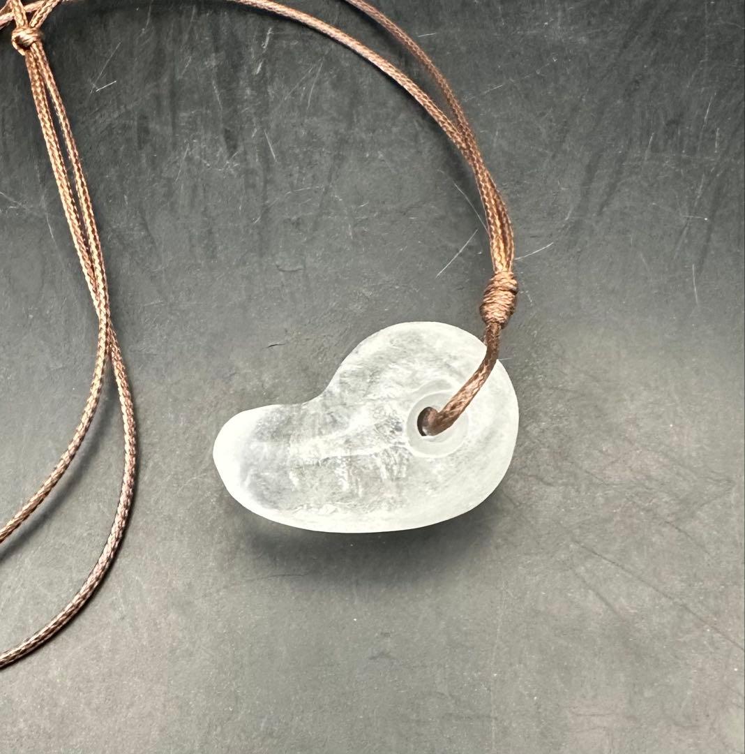 2026.1.13 地産虹彩水晶勾玉　新潟産天然水晶