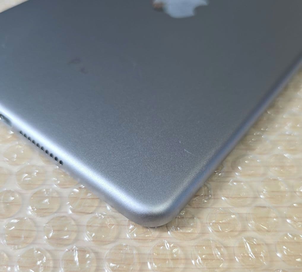 み*ん様 比較的美品◼️iPad mini 4◼️128GB◼️バッテリー極良品