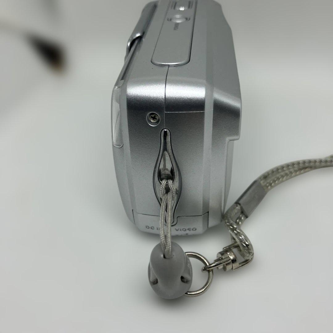 HITACHI HDC-401 コンパクトデジカメ 動作OK品になります。