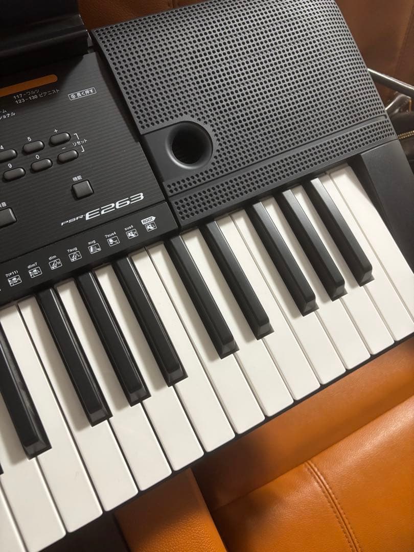 YAMAHA PORTATONE PSR-E263 キーボード 美品