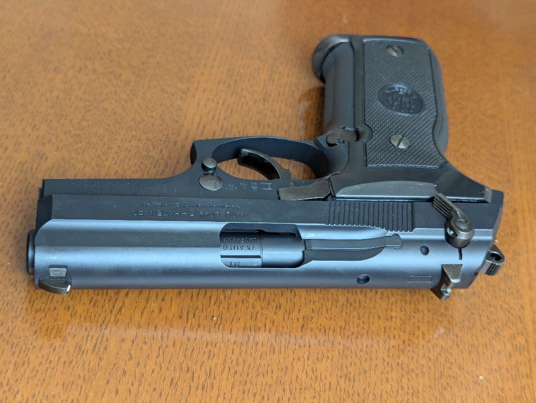 ウエスタンアームズ Beretta M8045 ガスガン