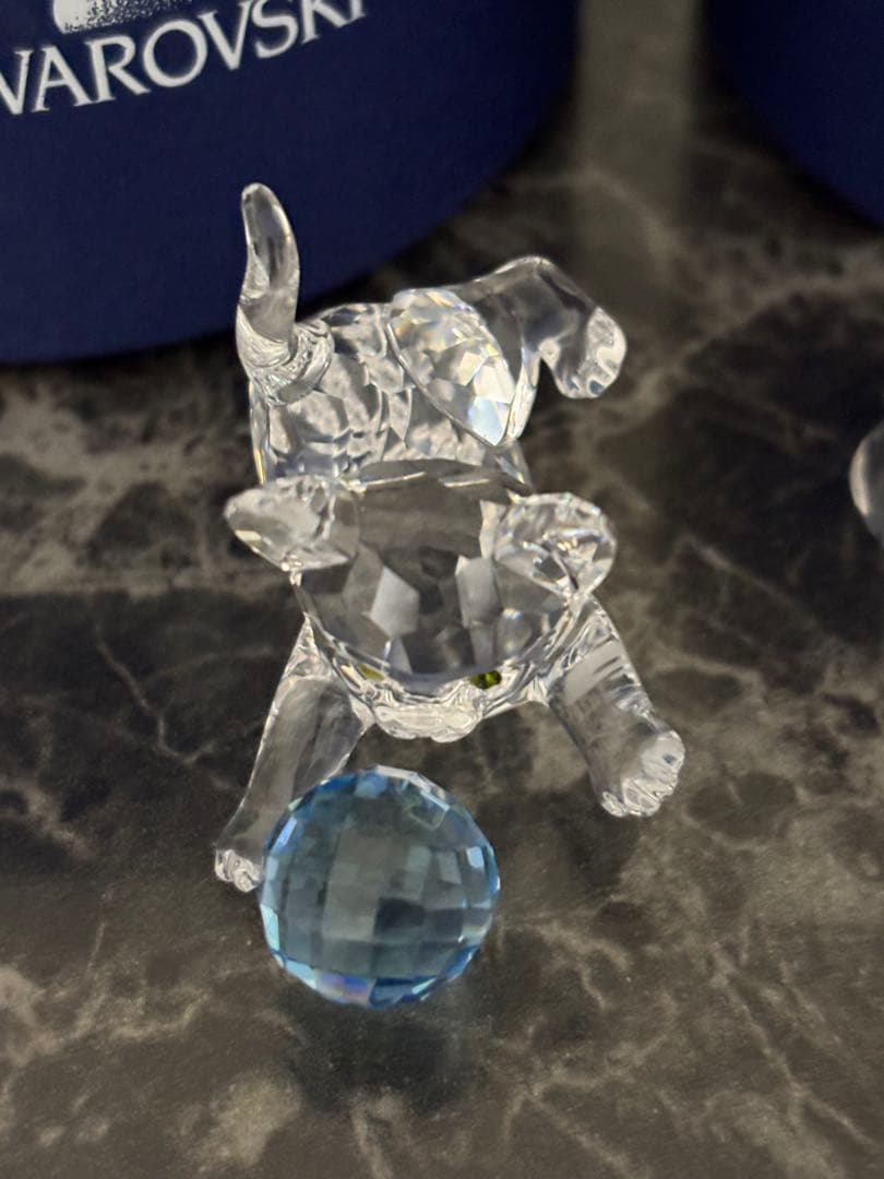 スワロフスキー　ボールで遊ぶ仔猫セット