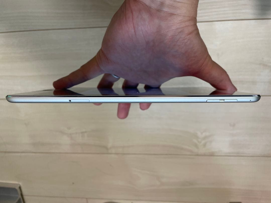 【ジャンク】　iPad mini4 セルラー 64GB