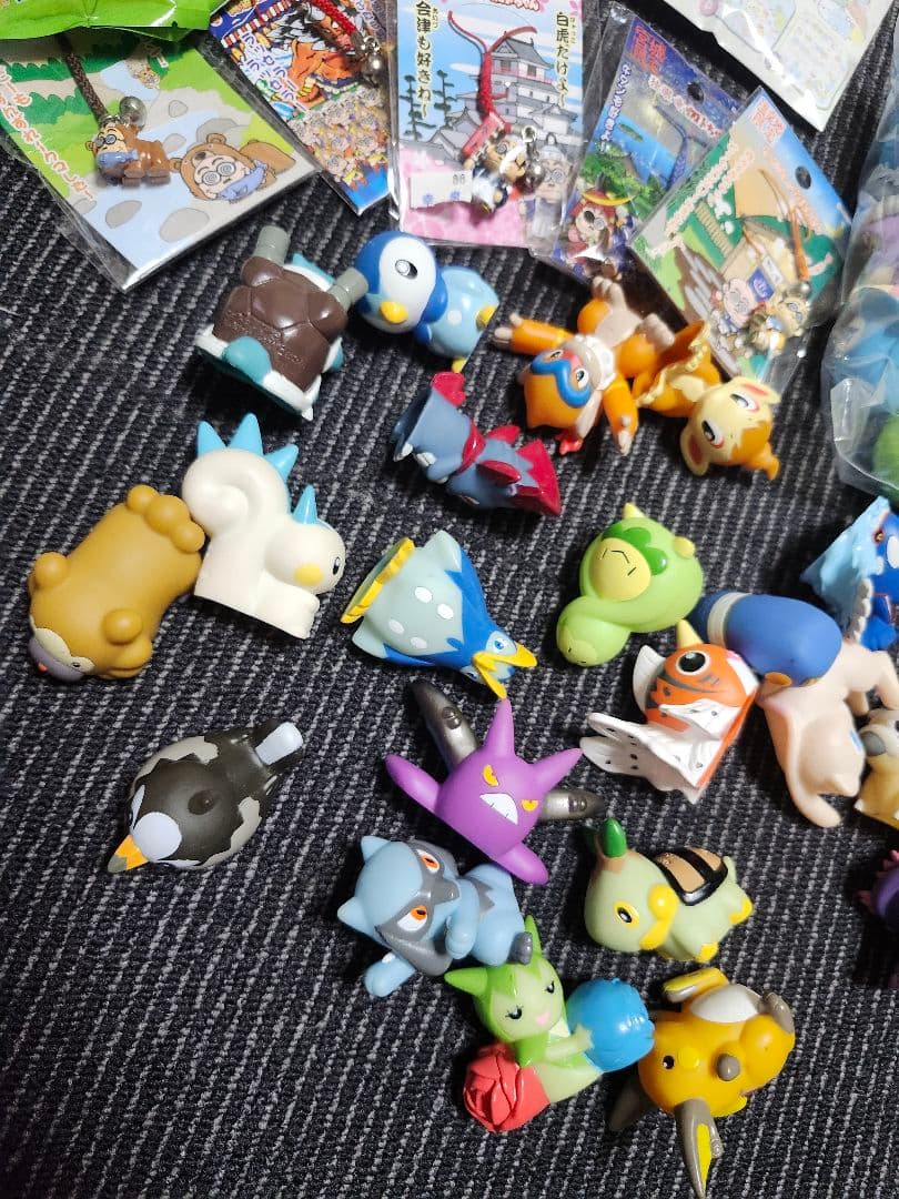 キャプテンピカチュウ　ポケモン　ちいかわ　リラックマ　指人形　まとめ売り