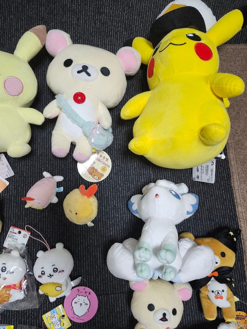 キャプテンピカチュウ　ポケモン　ちいかわ　リラックマ　指人形　まとめ売り