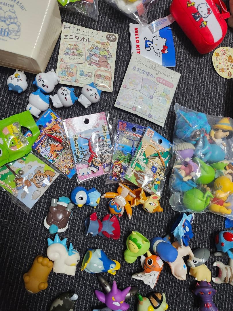 キャプテンピカチュウ　ポケモン　ちいかわ　リラックマ　指人形　まとめ売り