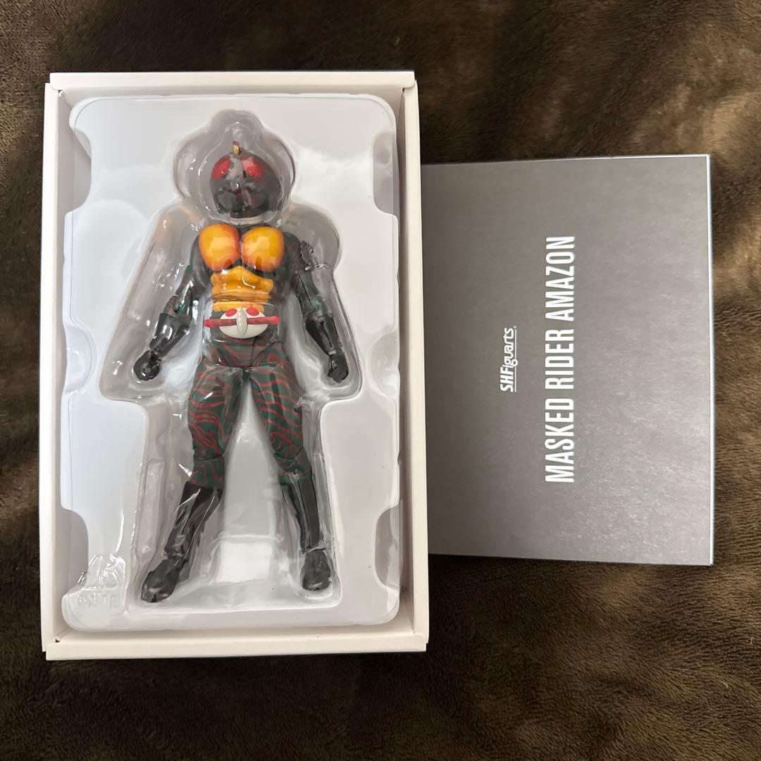 S.H.Figuarts 真骨彫製法　仮面ライダーアマゾン　フィギュアーツ