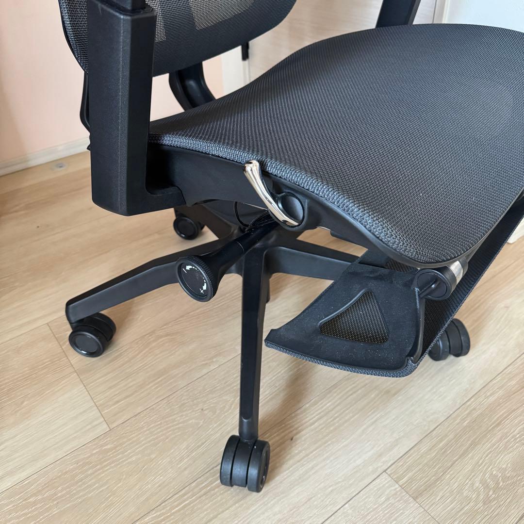GrowSpica Pro グロースピカプロ　メッシュデスクチェア　ブラック