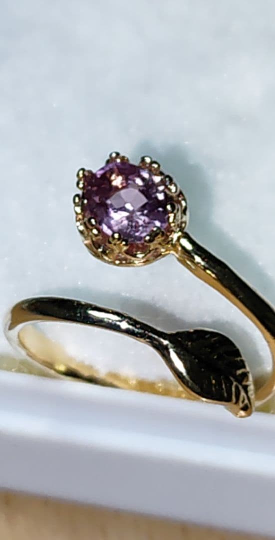 春色　ソ付　天然ピンクサファイア