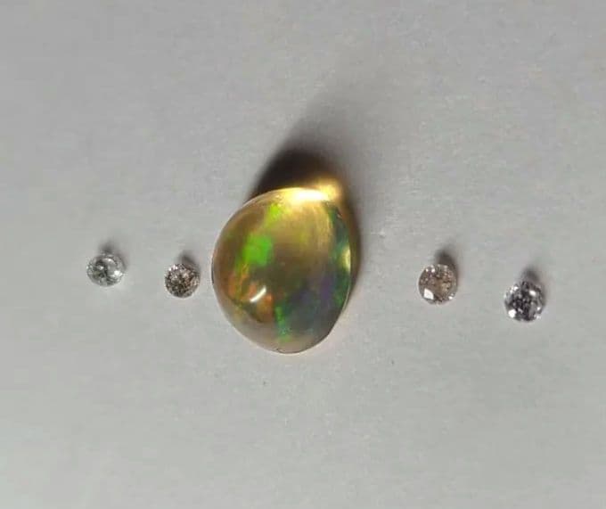 rose_maling★メキシコ産ファイヤーオパール★