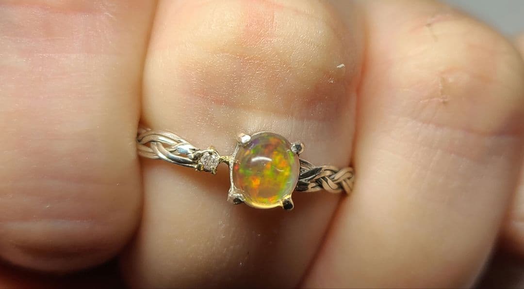 rose_maling★メキシコ産ファイヤーオパール★