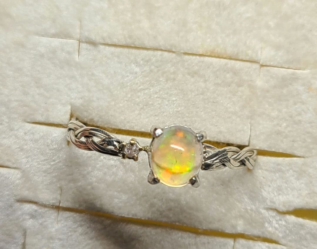 rose_maling★メキシコ産ファイヤーオパール★