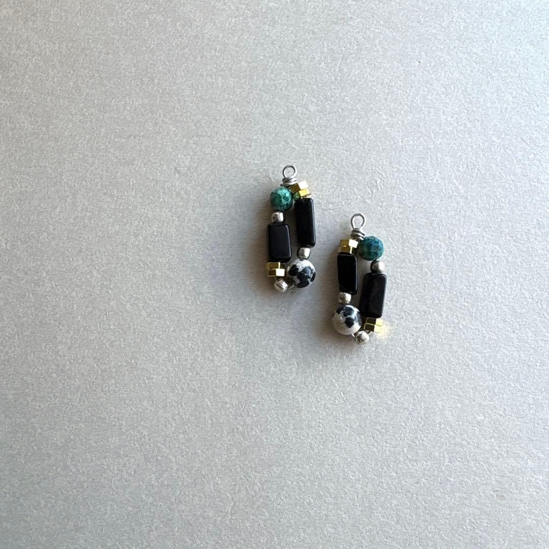 no.0008 漆黒のオニキス　芽吹クリソコラのvertical