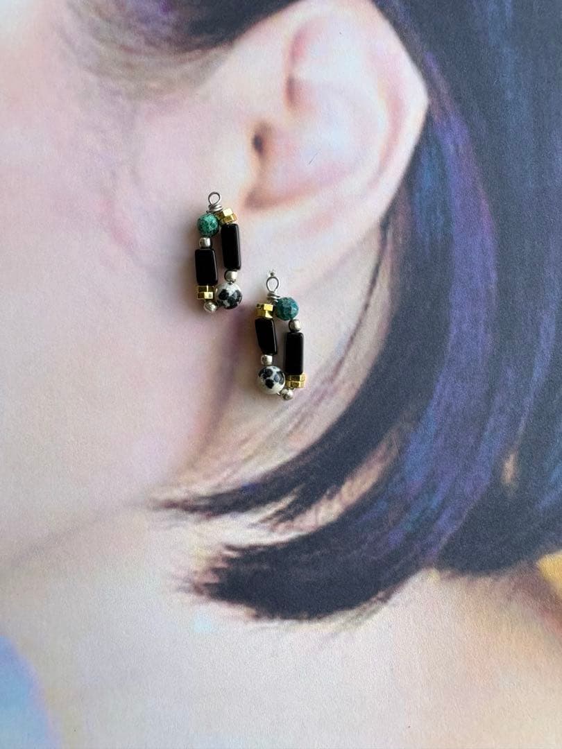 no.0008 漆黒のオニキス　芽吹クリソコラのvertical