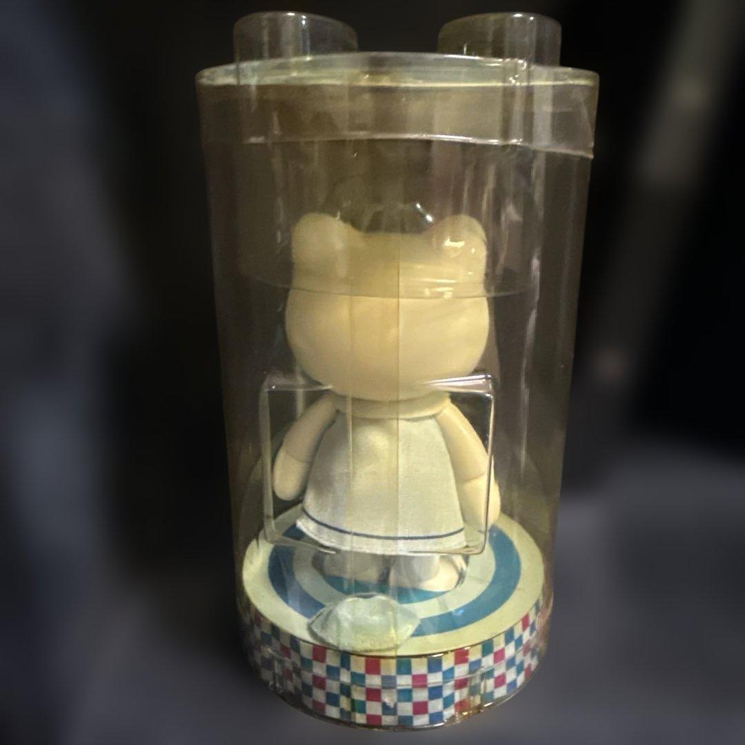 ハローキティ ファッション　フィギュア 2 ナース