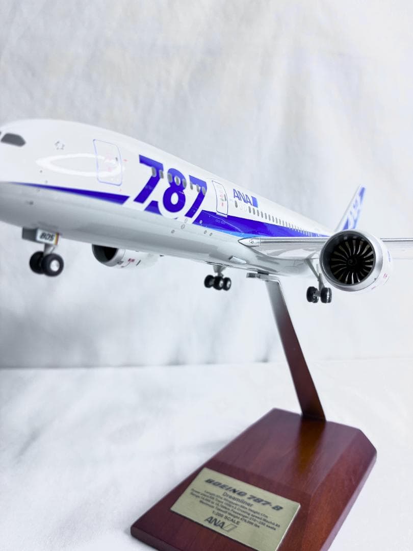 ANA ◼︎ 全日空商事　logo marking・JA805A　特別塗装　レア