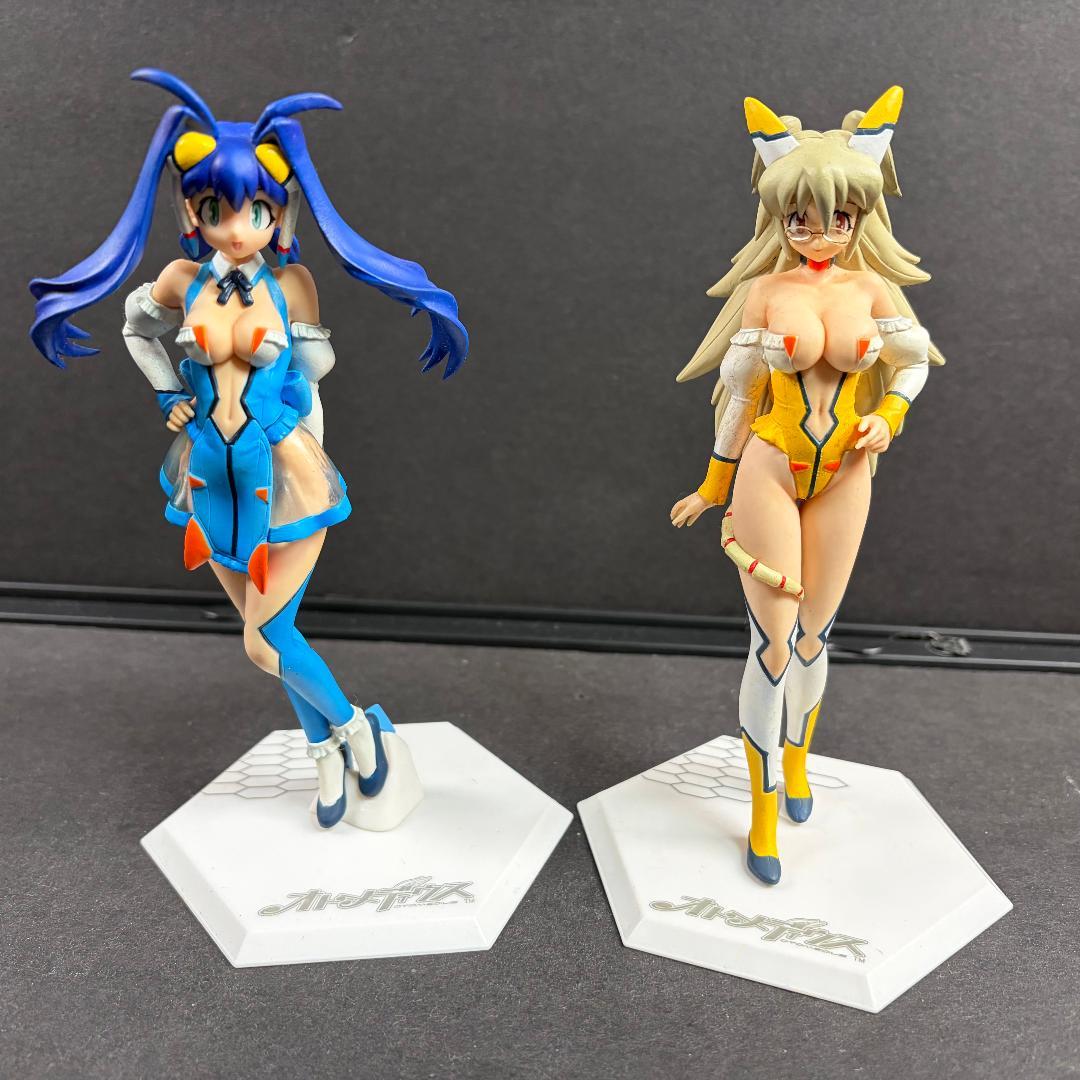 中古 ゲーム ＆ アニメ フィギュア 4点 まとめ売り バイオハザード など