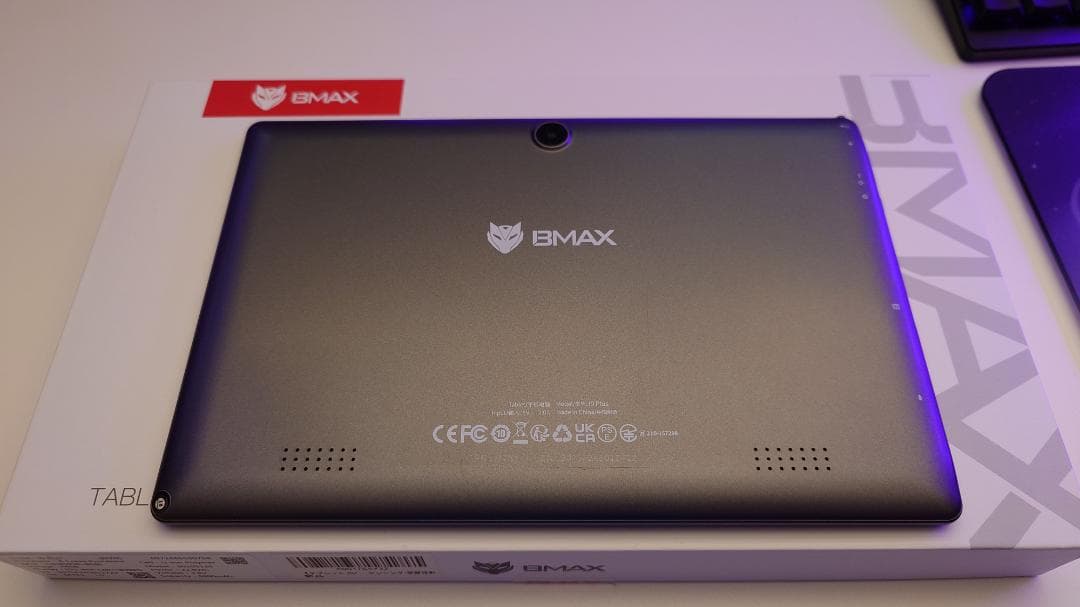 BMAX I9PLUS Androidタブレット本体