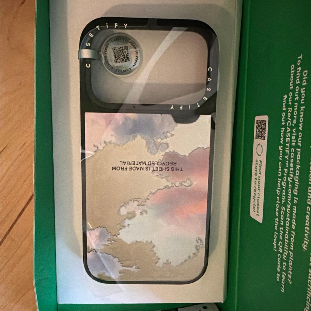 【CASETIFY】　新品未使用　iPhone17Pro ミラーケース　クラウド