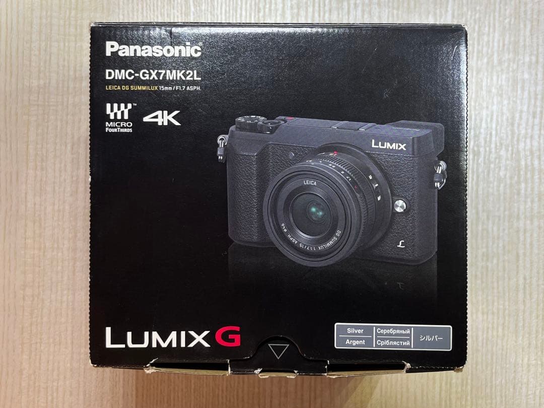 パナソニック LUMIX DMC-GX7MK2ボディ＋純正バッテリx２他付属品