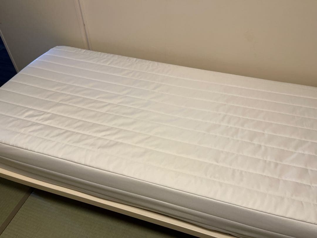 【お値下げ中❗️】無印良品　脚付マットレスポケットコイルスモール