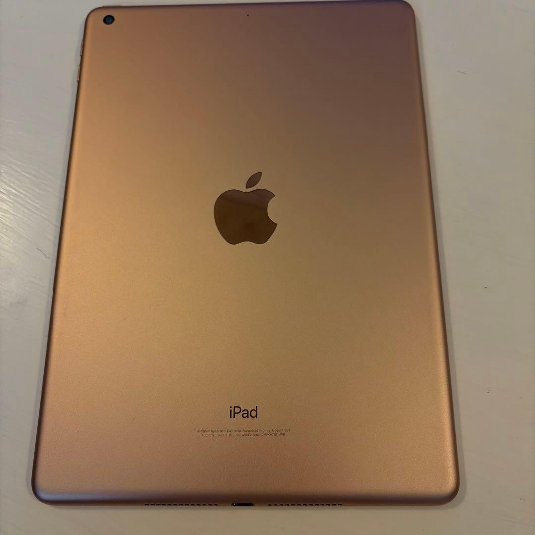 Apple iPad ゴールド