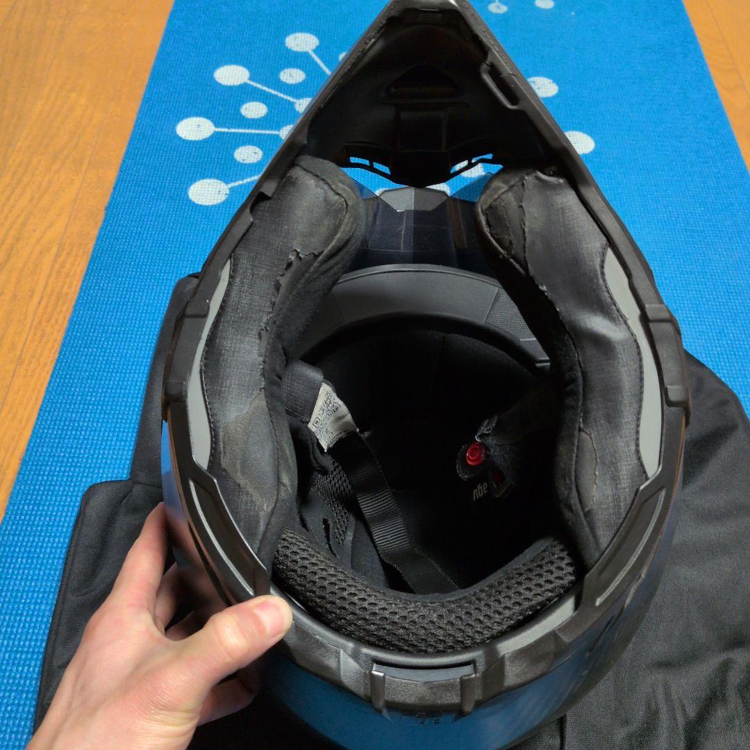 AGV　AX-8 カーボンモデル　Mサイズ