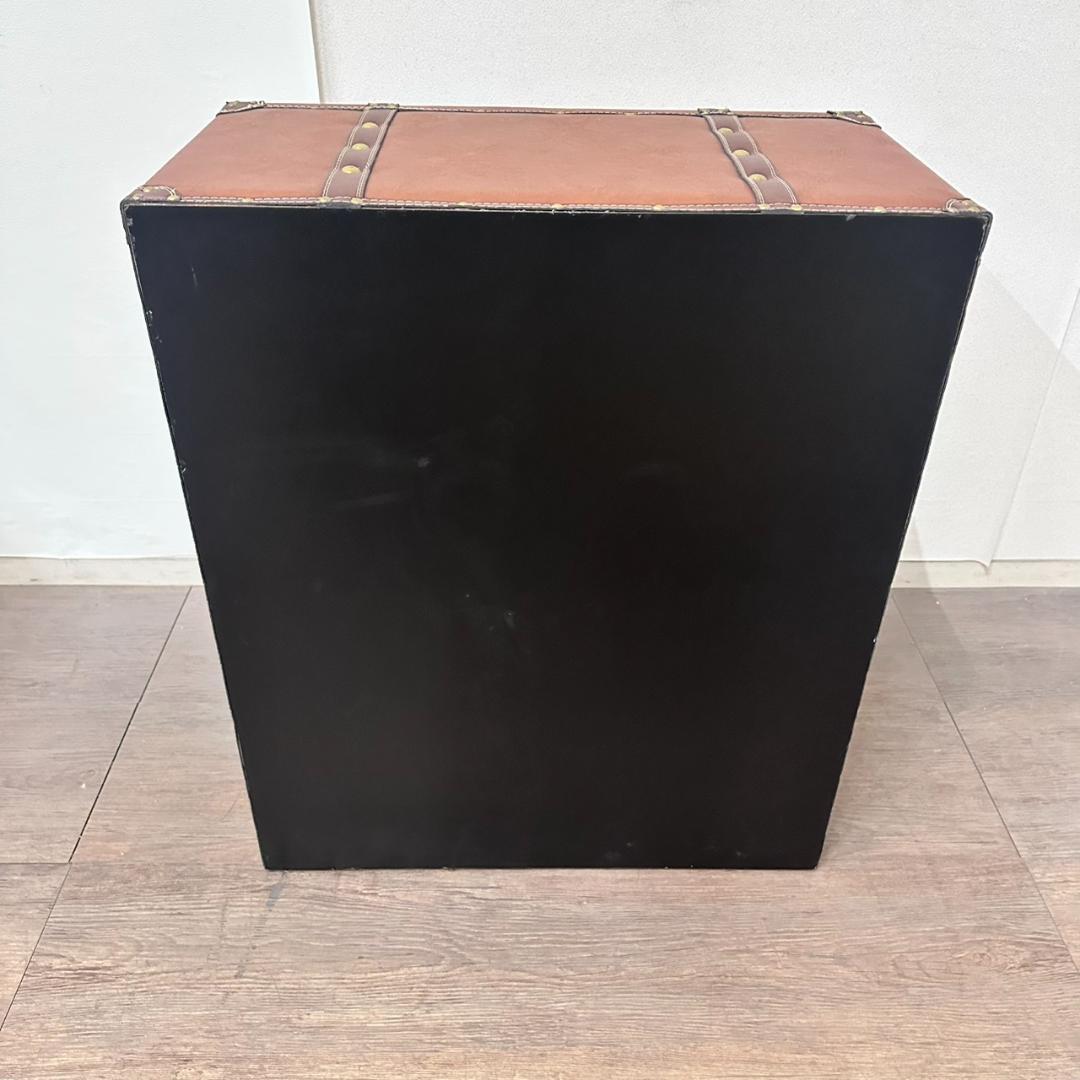 【新品】アンティーク調 トランク風 チェスト 4段 レザー調 タンス