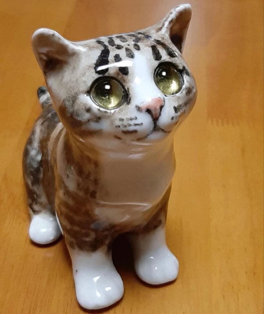 ウィンスタンレイキャット　ケンジントンキャット　キジトラ猫　貫入無し　サイズ2