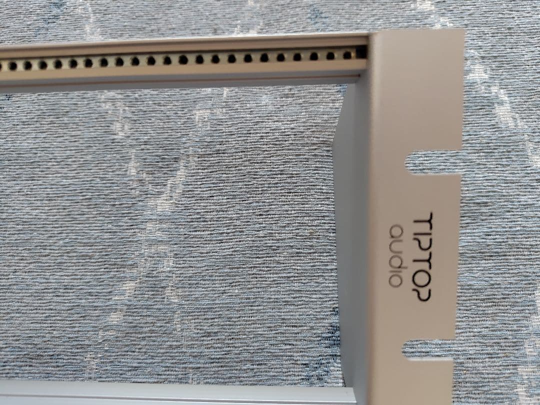 TIPTOP audio モジュラーシンセサイザーラック