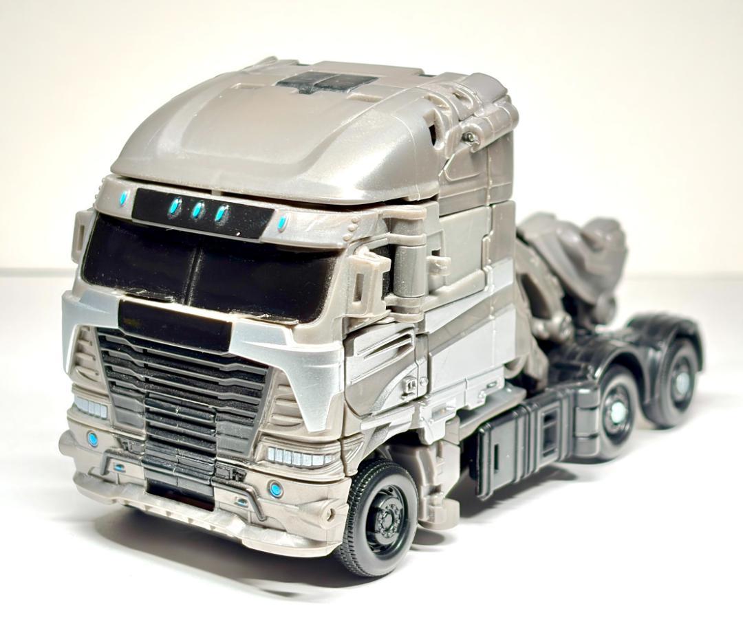 トランスフォーマー　ガルバトロン　スタジオシリーズ