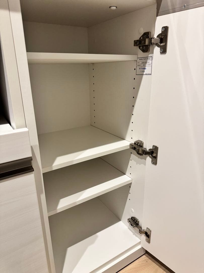 美品　最終日‼️キッチンボード　カップボード　食器棚リガーレ　幅140cm 白