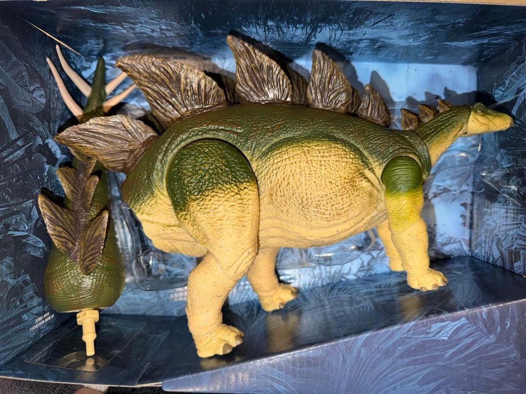 ハモンドコレクション　テリジノサウルス　ステゴサウルス　ジュラシックパーク