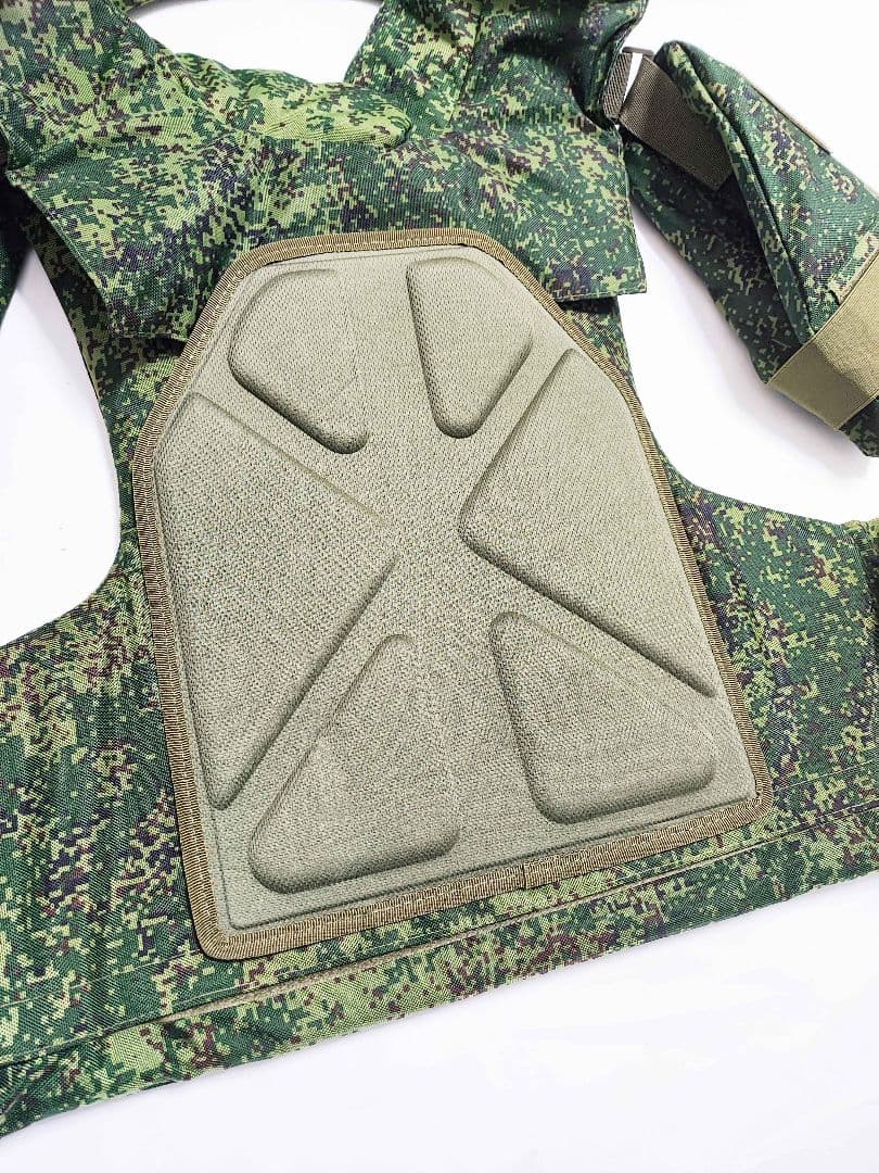 ロシア軍　全体防御 ボディアーマー デジタルフローラ EMR迷彩