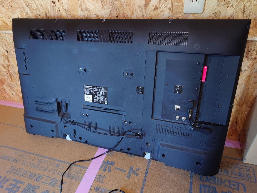 液晶テレビ 　パナソニック　43型　スタンドなし