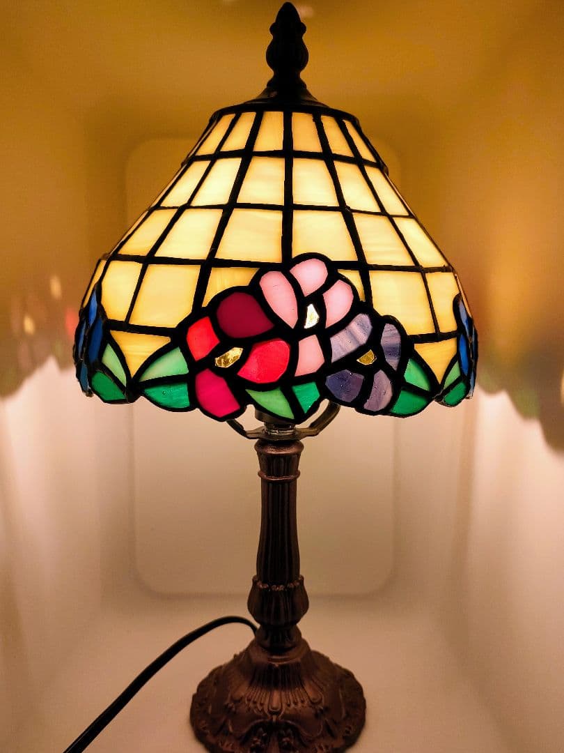 新品ステンドグラスランプ ティファニー調