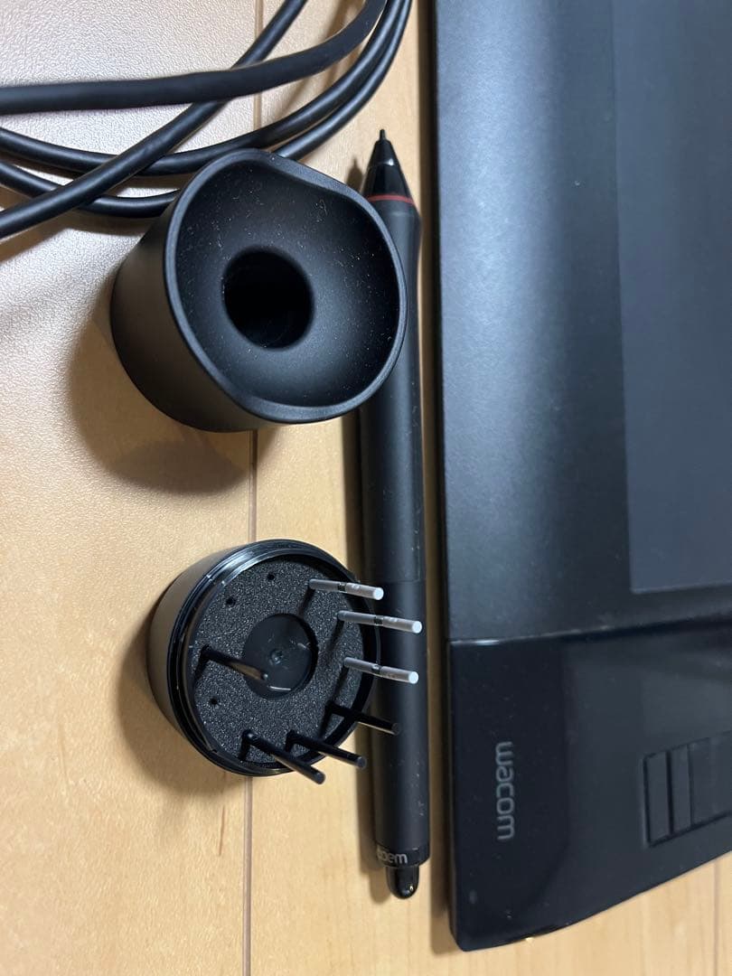 wacom cintiq 13hd 液晶タブレット & Intuos4 ペンタブ