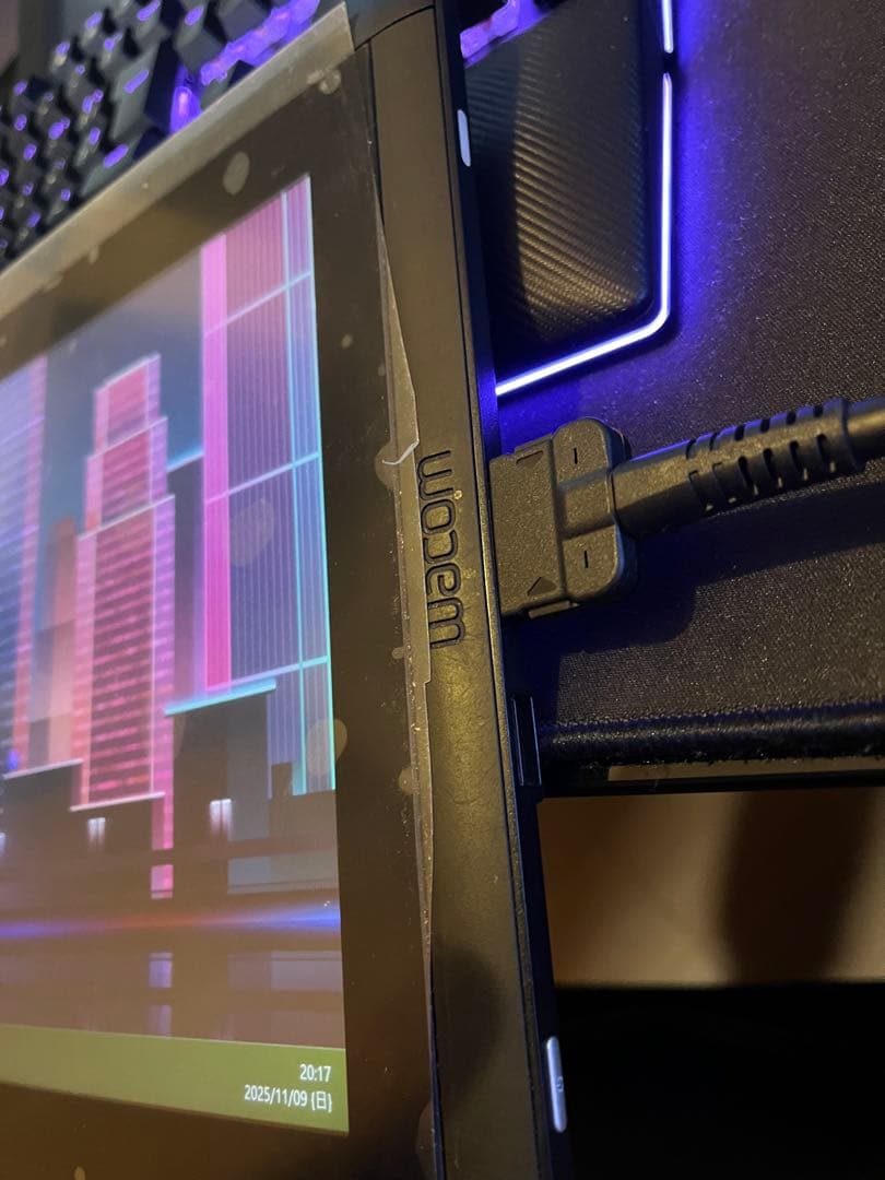 wacom cintiq 13hd 液晶タブレット & Intuos4 ペンタブ