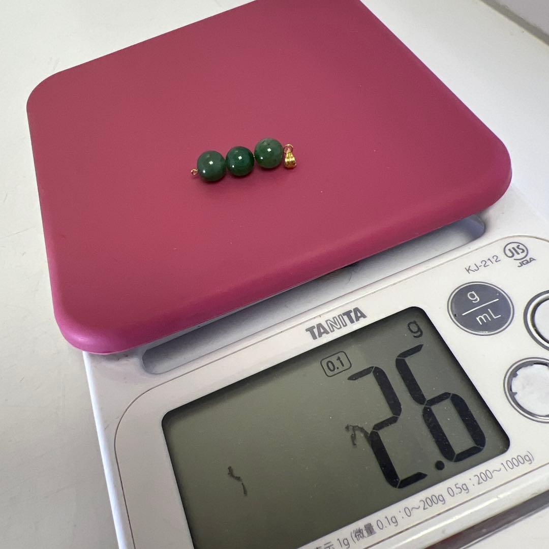 K18刻印　本翡翠玉ネックレストップ　2.6g 東Y8-0403☆2F