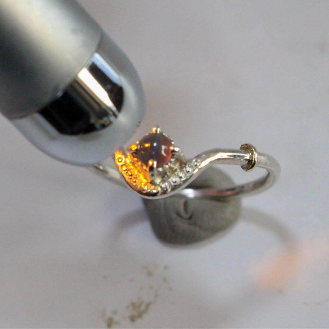 アレキサンドライトキャッツアイのK10YG小ワッカカーブシルバーリング12号