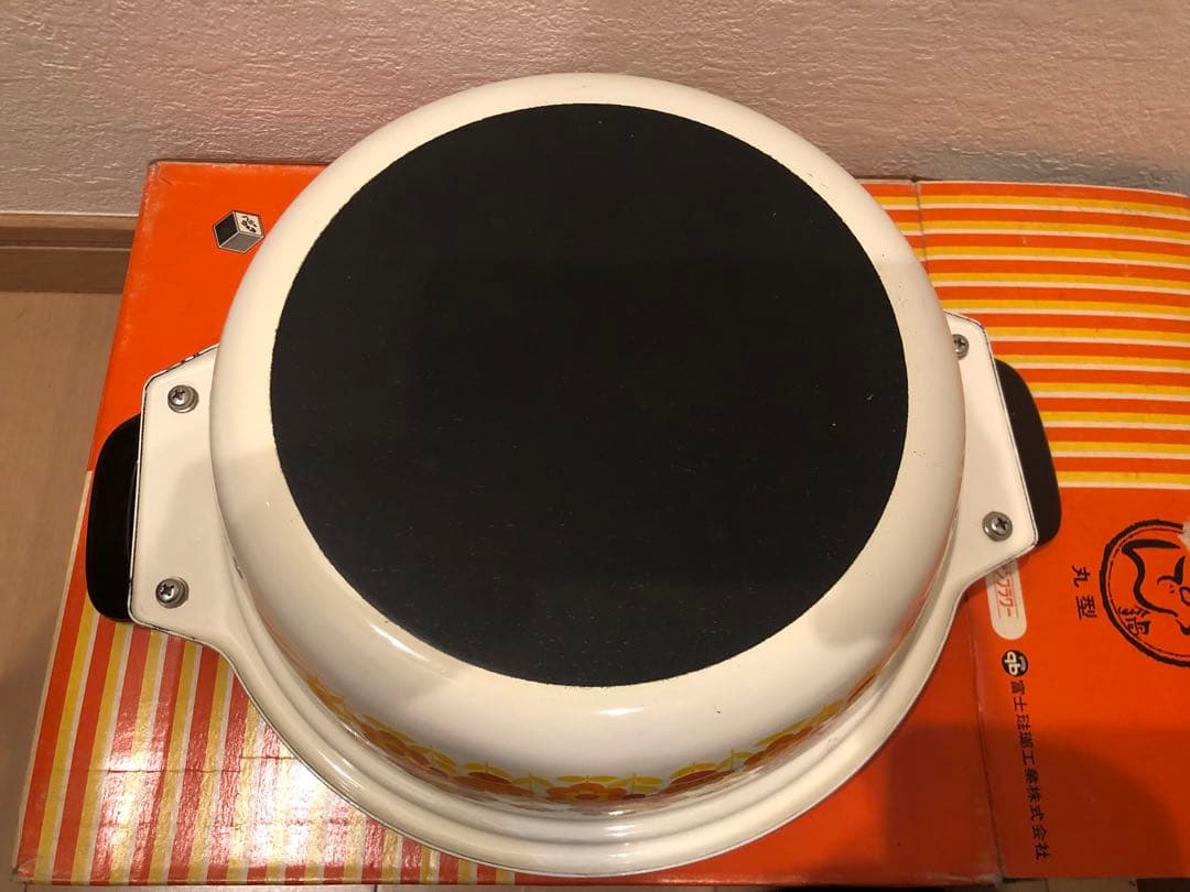 レア）昭和レトロ　富士琺瑯 クインビーハニーウエア 花柄 ホーローおでん鍋